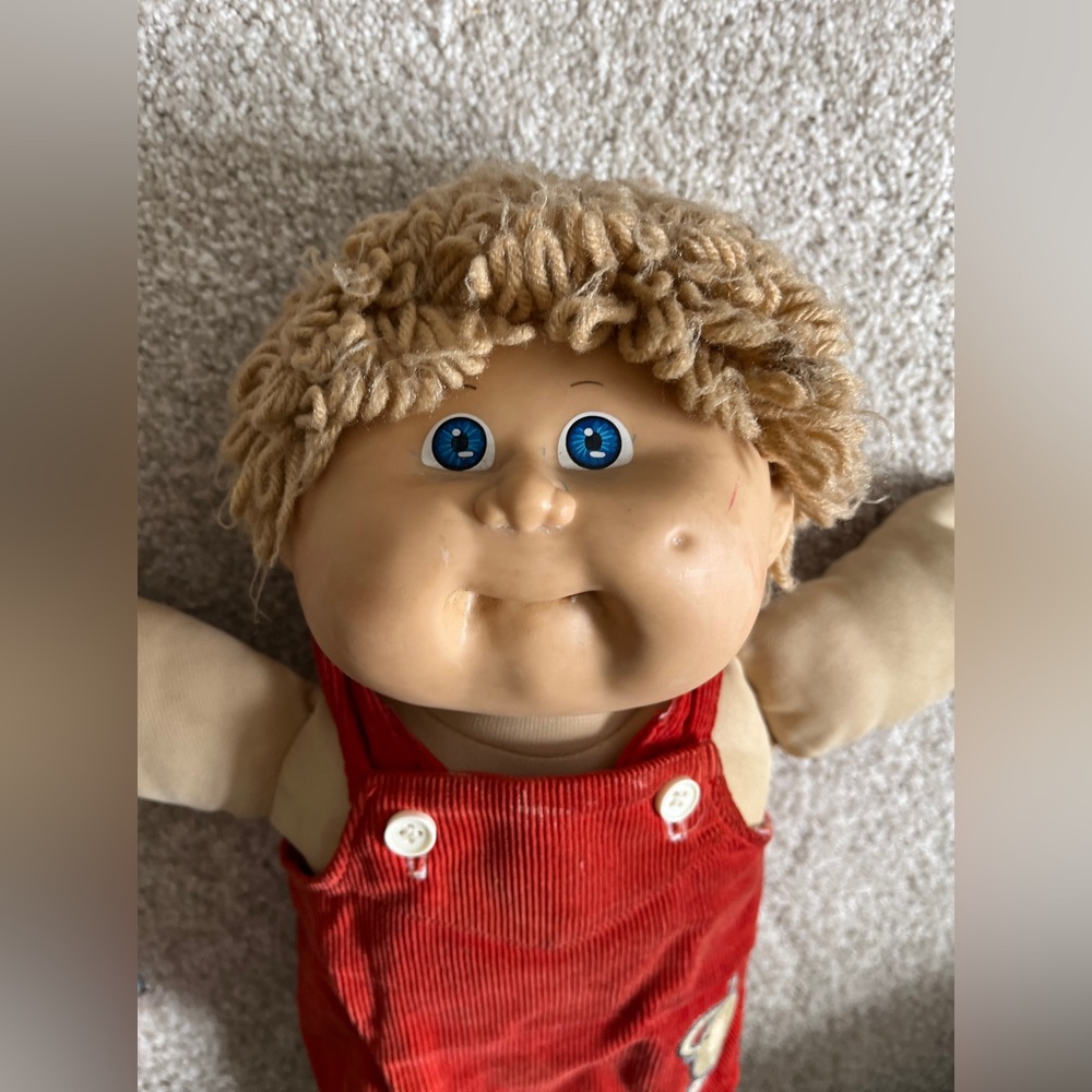 Xavier Roberts signed cabbage patch doll blue eyed tan/blond hair boy